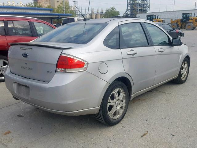 1FAHP36N09W118052 - 2009 FORD FOCUS SES SILVER photo 4