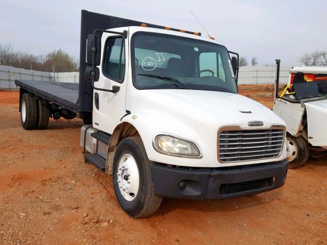 1FVACWCS54HM71424 - 2004 FREIGHTLINER M2 106 MED WHITE photo 1