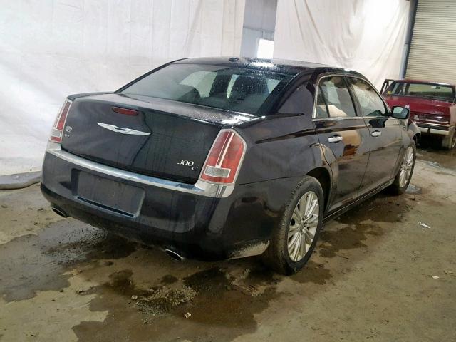 2C3CK6CT1BH515432 - 2011 CHRYSLER 300C BLACK photo 4