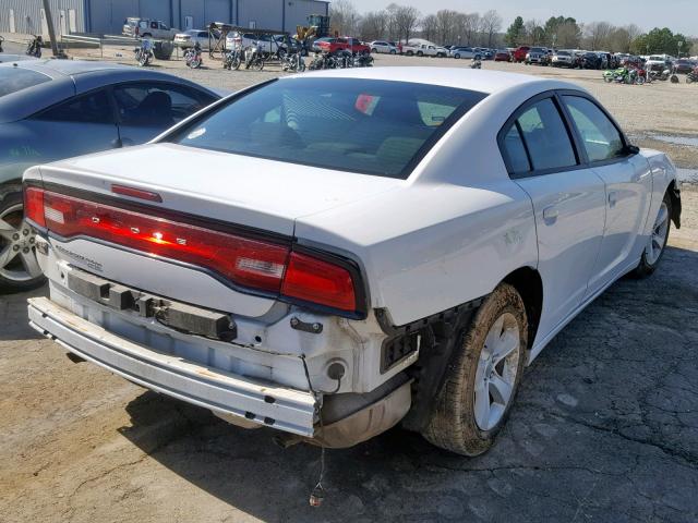 2C3CDXBG9EH130645 - 2014 DODGE CHARGER SE WHITE photo 4