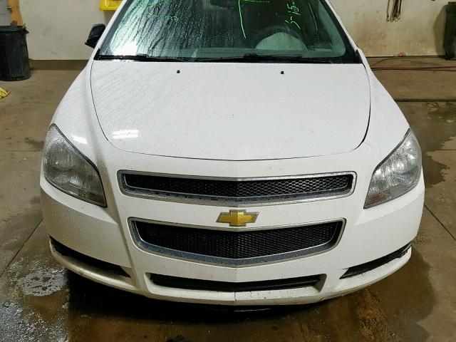 1G1ZA5EUXCF200777 - 2012 CHEVROLET MALIBU LS WHITE photo 7