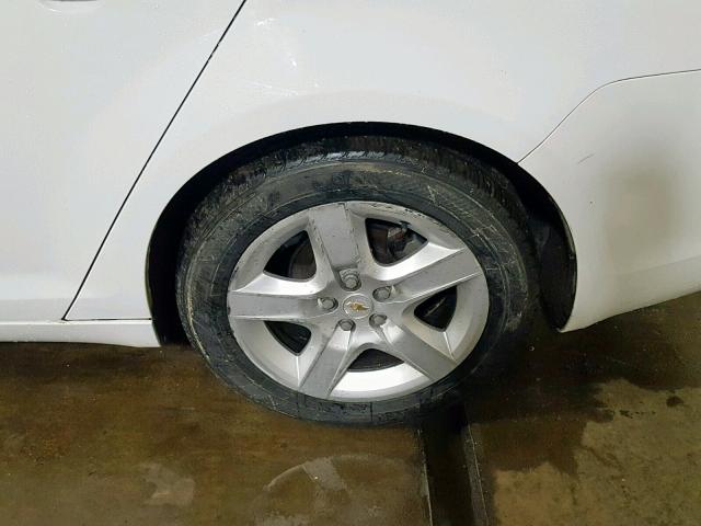 1G1ZA5EUXCF200777 - 2012 CHEVROLET MALIBU LS WHITE photo 9