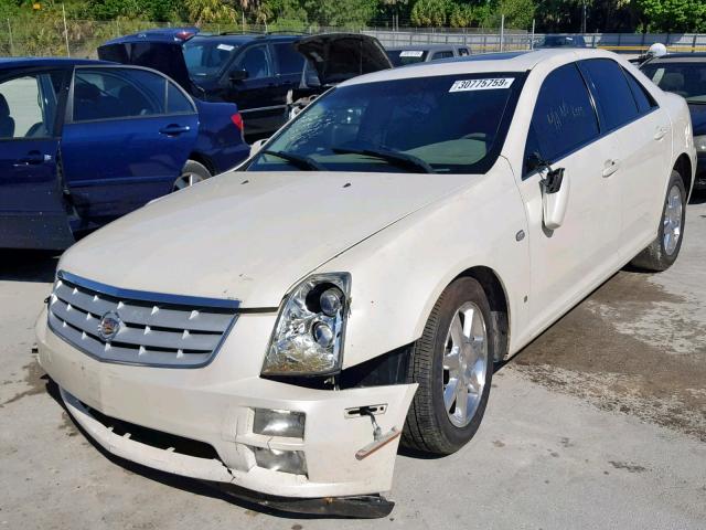 1G6DW677860121537 - 2006 CADILLAC STS WHITE photo 2