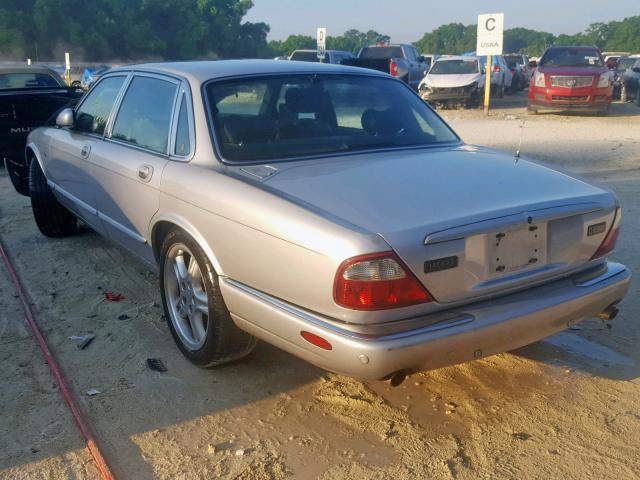 SAJDA12C82LF45493 - 2002 JAGUAR XJ SPORT SILVER photo 3