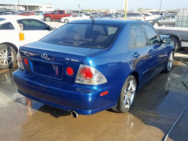 JTHBD182410014394 - 2001 LEXUS IS 300 BLUE photo 4