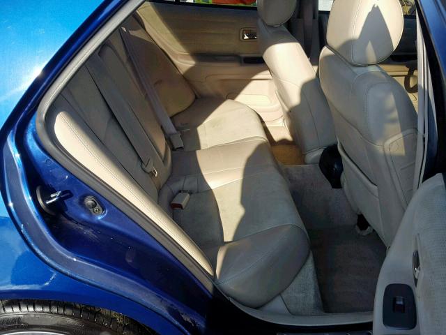 JTHBD182410014394 - 2001 LEXUS IS 300 BLUE photo 6