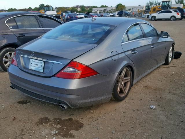 WDDDJ7CB7BA169309 - 2011 MERCEDES-BENZ CLS 550 SILVER photo 4