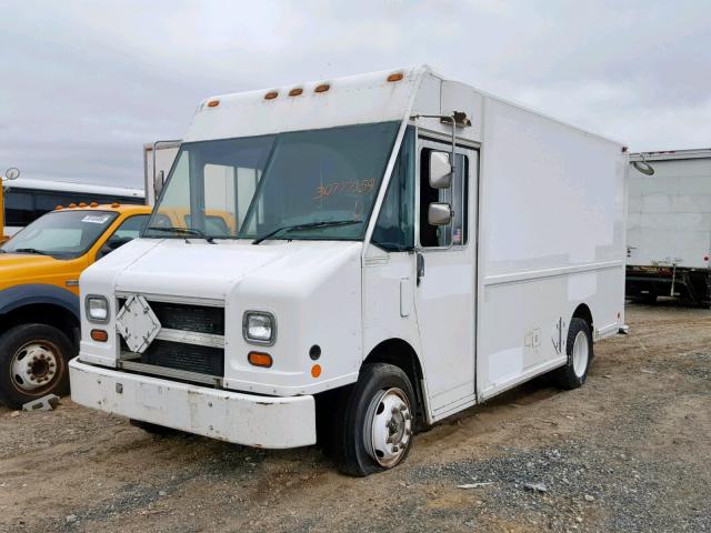 4UZA4FF49XCA60128 - 1999 FREIGHTLINER CHASSIS M WHITE photo 2