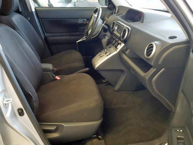 JTLZE4FE1A1113278 - 2010 TOYOTA SCION XB SILVER photo 5