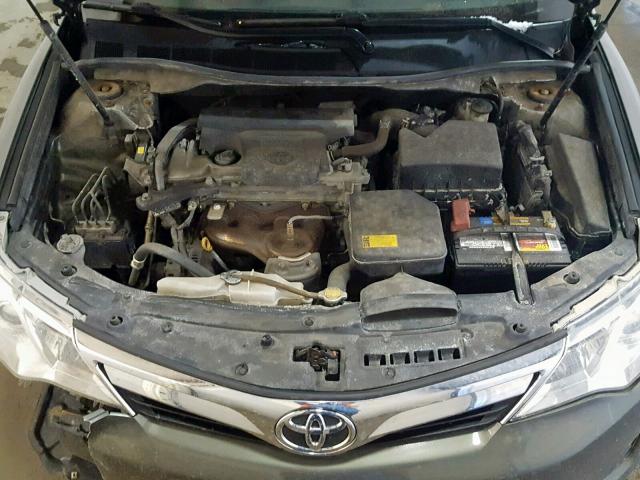 4T4BF1FKXDR323865 - 2013 TOYOTA CAMRY L GREEN photo 7