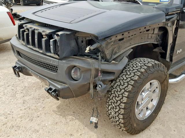 5GTDN13E978176128 - 2007 HUMMER H3 BLACK photo 9