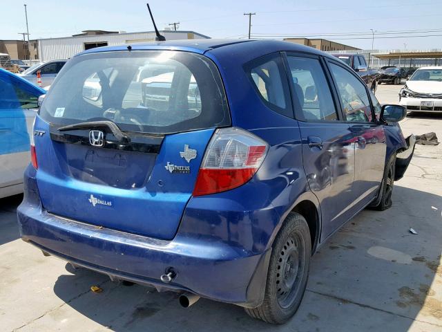 JHMGE8H22AC003078 - 2010 HONDA FIT BLUE photo 4