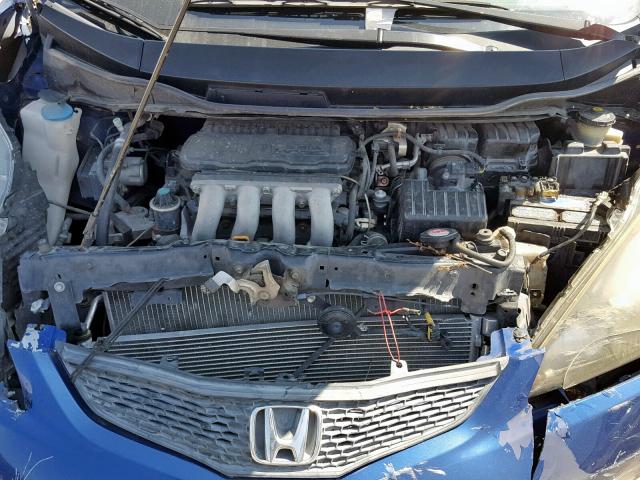 JHMGE8H22AC003078 - 2010 HONDA FIT BLUE photo 7