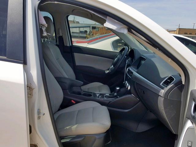 JM3KE2CY6G0655188 - 2016 MAZDA CX-5 TOURI Белый фото 5