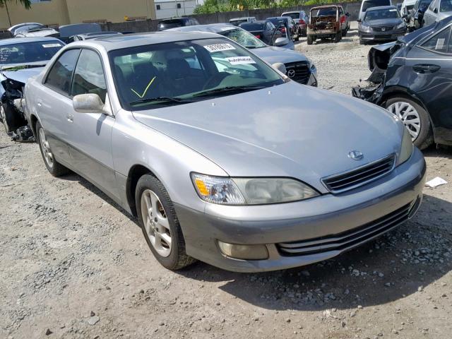 JT8BF28G510329314 - 2001 LEXUS ES 300 SILVER photo 1