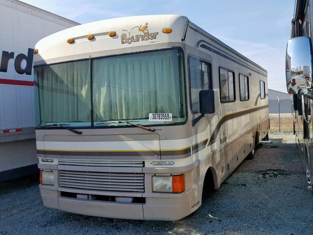 1GBLP37J7T3316947 - 1996 BOUN MOTORHOME TAN photo 2