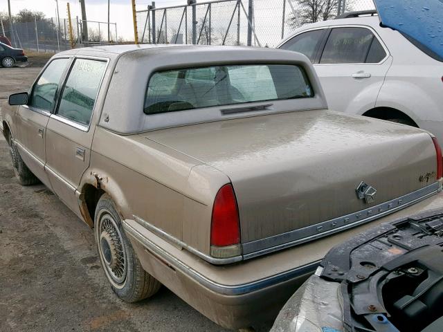 1C3XC66R9ND751410 - 1992 CHRYSLER NEW YORKER GOLD photo 3