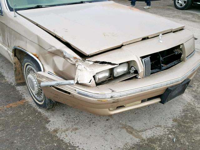 1C3XC66R9ND751410 - 1992 CHRYSLER NEW YORKER GOLD photo 9