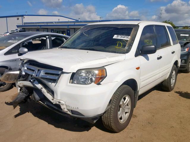 5FNYF28137B017994 - 2007 HONDA PILOT LX WHITE photo 2