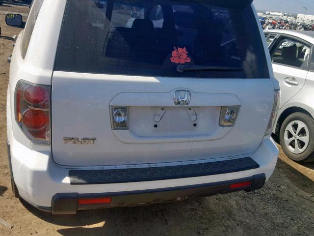 5FNYF28137B017994 - 2007 HONDA PILOT LX WHITE photo 9