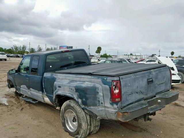 1GTHK39F7YF414231 - 2000 GMC SIERRA K35 GREEN photo 3