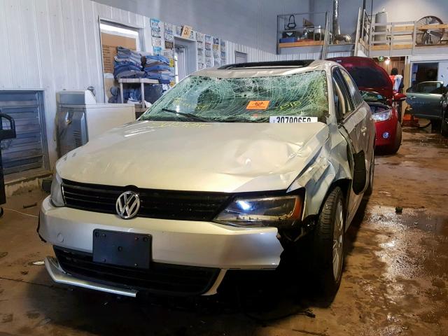 3VWLL7AJ7BM086957 - 2011 VOLKSWAGEN JETTA TDI SILVER photo 2