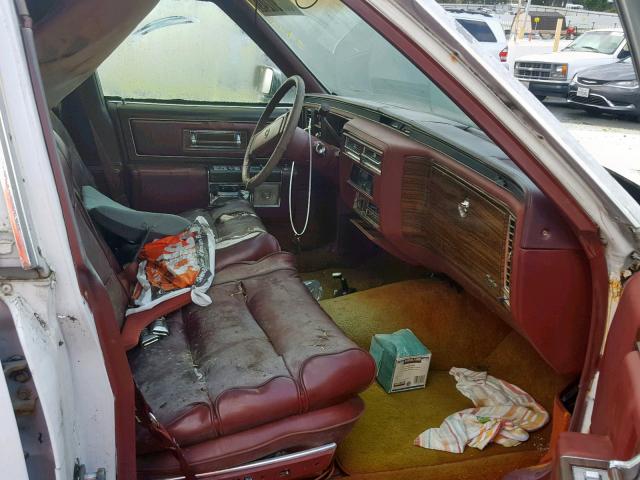 6B69S8Q238171 - 1978 CADILLAC FLEETWOOD WHITE photo 5