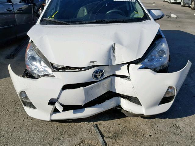 JTDKDTB33D1541419 - 2013 TOYOTA PRIUS C WHITE photo 9