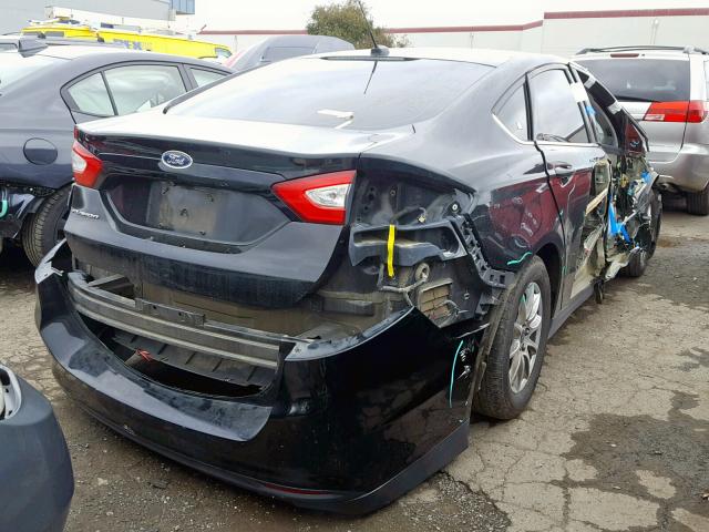 3FA6P0G74GR318454 - 2016 FORD FUSION S BLACK photo 4