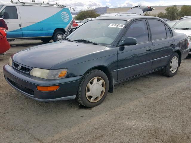 2T1BB02E8VC181583 - 1997 TOYOTA COROLLA DX GREEN photo 2