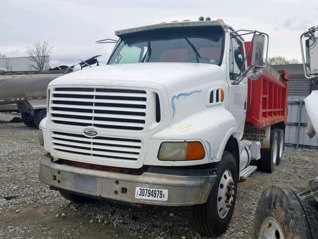 2FWWJCXAXXA984053 - 1999 STERLING TRUCK A 9513 WHITE photo 2