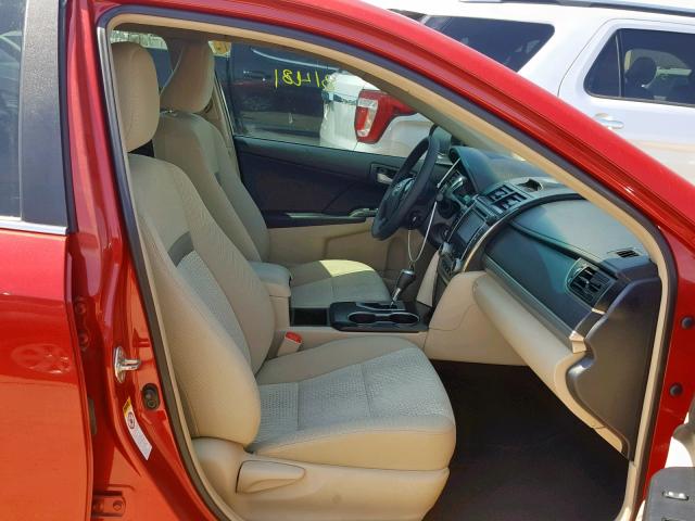 4T4BF1FK0ER436838 - 2014 TOYOTA CAMRY L Qırmızı foto 5