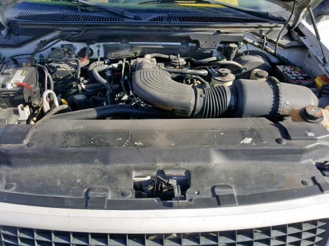 1FMFU18L1YLB16283 - 2000 FORD EXPEDITION WHITE photo 7