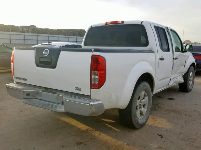 1N6AD07U59C400291 - 2009 NISSAN FRONTIER C WHITE photo 4