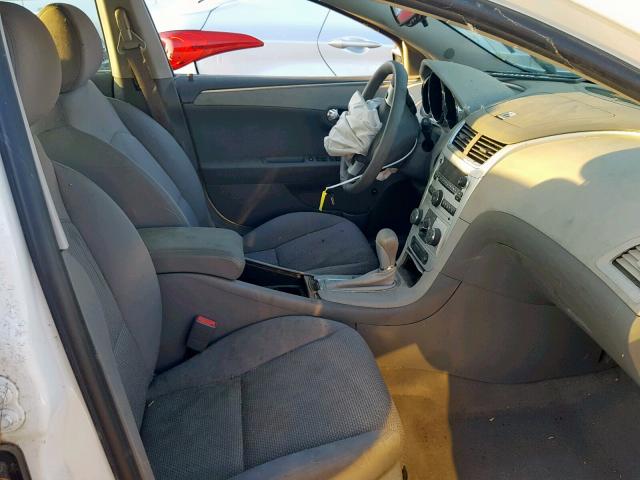 1G1ZC5EB5AF158394 - 2010 CHEVROLET MALIBU 1LT 白色 照片 5