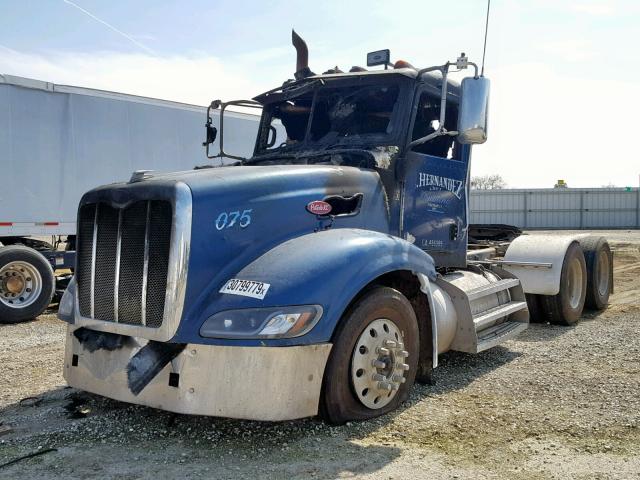 1XPHD49X1AD105590 - 2010 PETERBILT 386 BURN photo 2