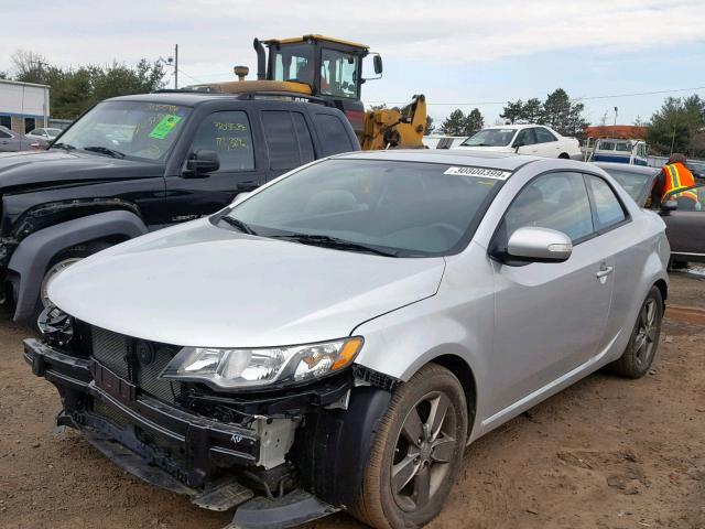 KNAFU6A20A5295538 - 2010 KIA FORTE EX SILVER photo 2