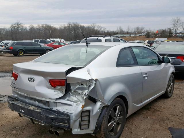 KNAFU6A20A5295538 - 2010 KIA FORTE EX SILVER photo 4