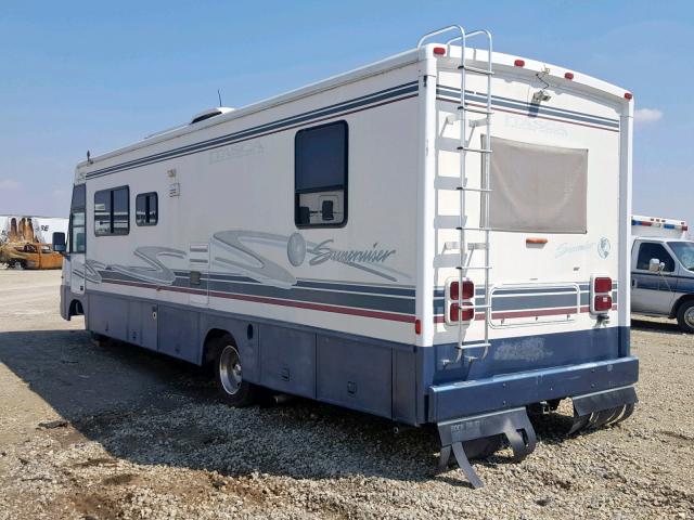 1GBLP37J2V3301775 - 1997 WINNEBAGO SUNCRUISER WHITE photo 3