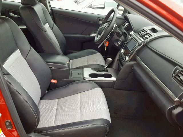 4T1BF1FK5CU550499 - 2012 TOYOTA CAMRY BASE 红色 照片 5