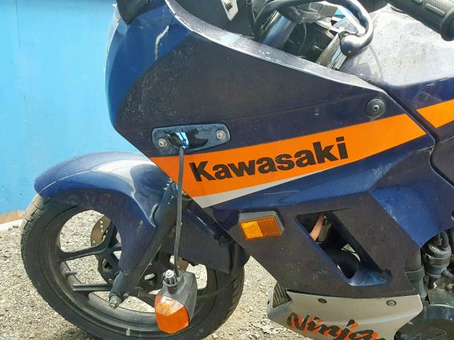 JKAEXMF115DA12048 - 2005 KAWASAKI EX250 F BLUE photo 9