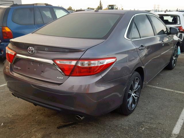 4T1BK1FK7GU573784 - 2016 TOYOTA CAMRY XSE GRAY photo 4