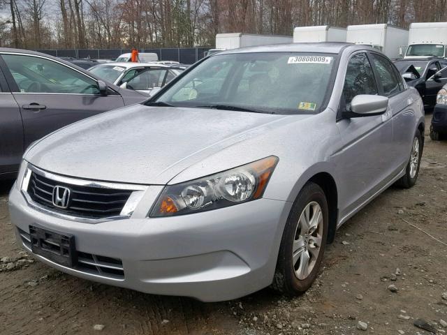 1HGCP26448A001044 - 2008 HONDA ACCORD LXP SILVER photo 2