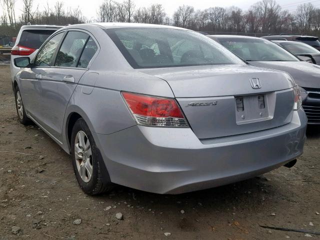 1HGCP26448A001044 - 2008 HONDA ACCORD LXP SILVER photo 3