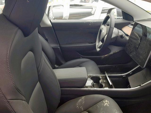 5YJ3E1EA0JF101757 - 2018 TESLA MODEL 3 CHARCOAL photo 5