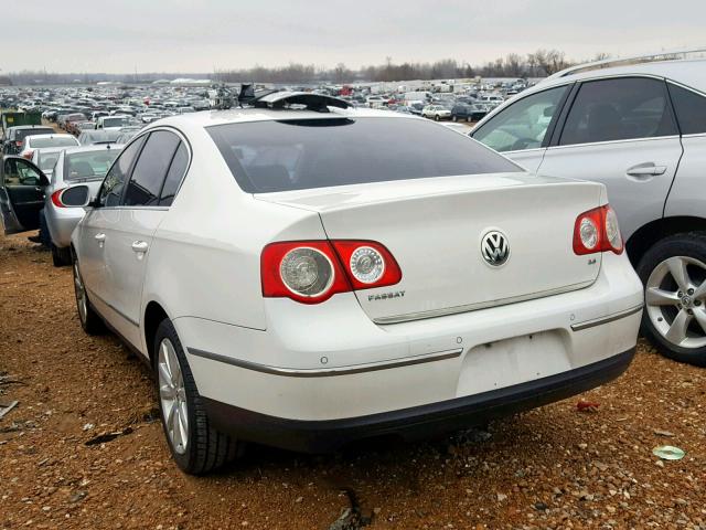 WVWEU73C16P095239 - 2006 VOLKSWAGEN PASSAT 3.6 WHITE photo 3