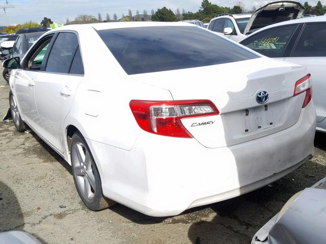 4T1BD1FK1CU036431 - 2012 TOYOTA CAMRY HYBR WHITE photo 3