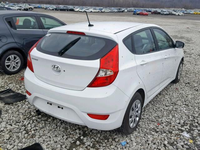 KMHCT5AE8GU268224 - 2016 HYUNDAI ACCENT SE WHITE photo 4