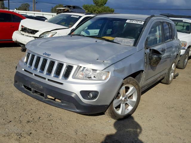 1J4NF1FB4BD140237 - 2011 JEEP COMPASS SP 银色 照片 2