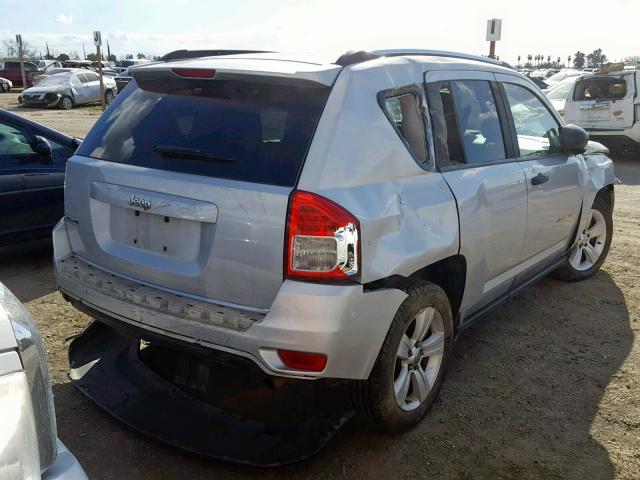 1J4NF1FB4BD140237 - 2011 JEEP COMPASS SP 银色 照片 4